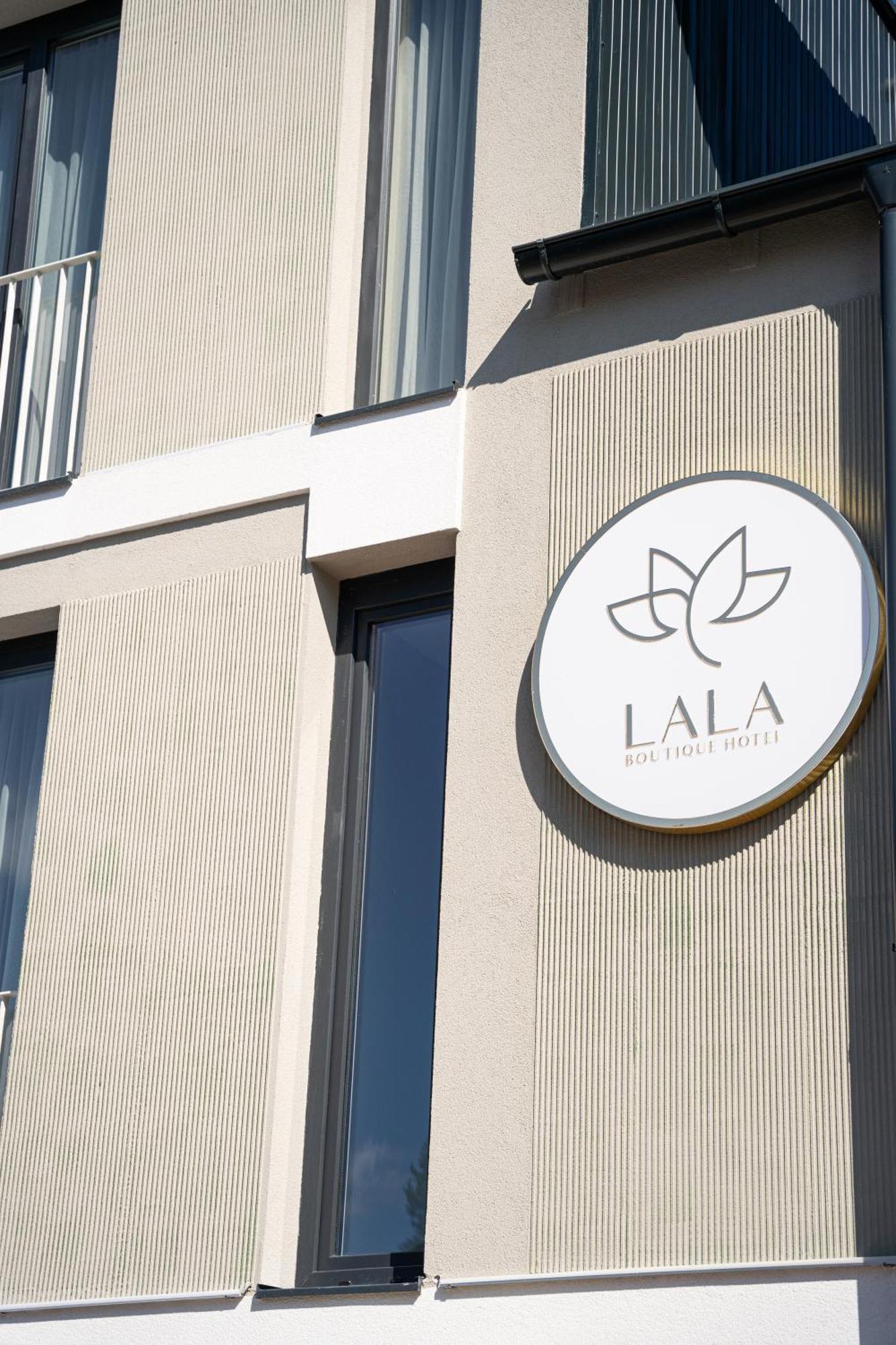 ホテル Lala ボサンスカ・クルパ エクステリア 写真